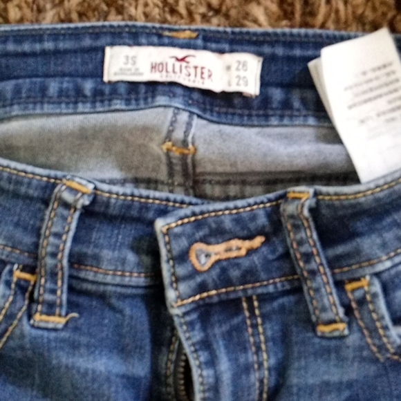 Hollister Jeans - Picture 2 of 3